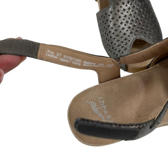 Dansko Womens Perforated Leather Slingback Heeled Sandals Metallic Gray SZ 37 EU - Picture 4 of 16